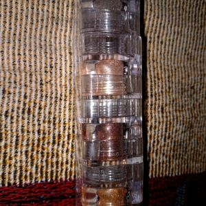 New Naked Eyeshadow Pots